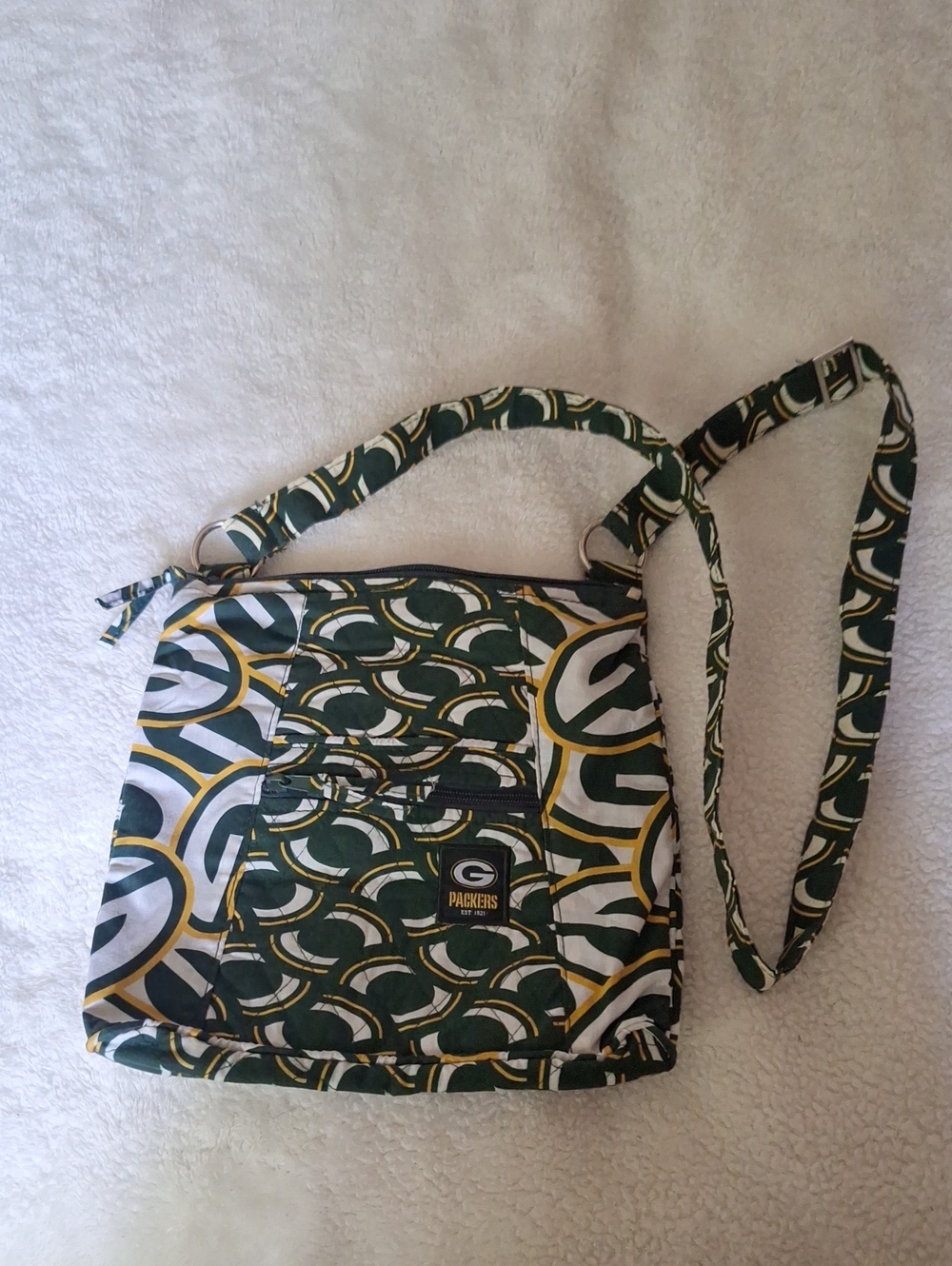 Forever Collectibles Green and White Patterned Crossbody Bag
